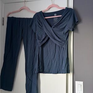 Super comfy blue maternity/breastfeeding Short Sleeve Top and Pants Set